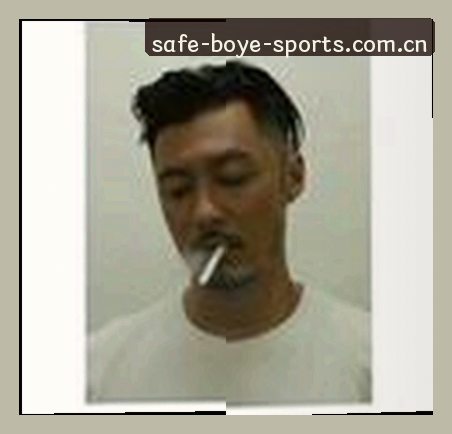 周婷